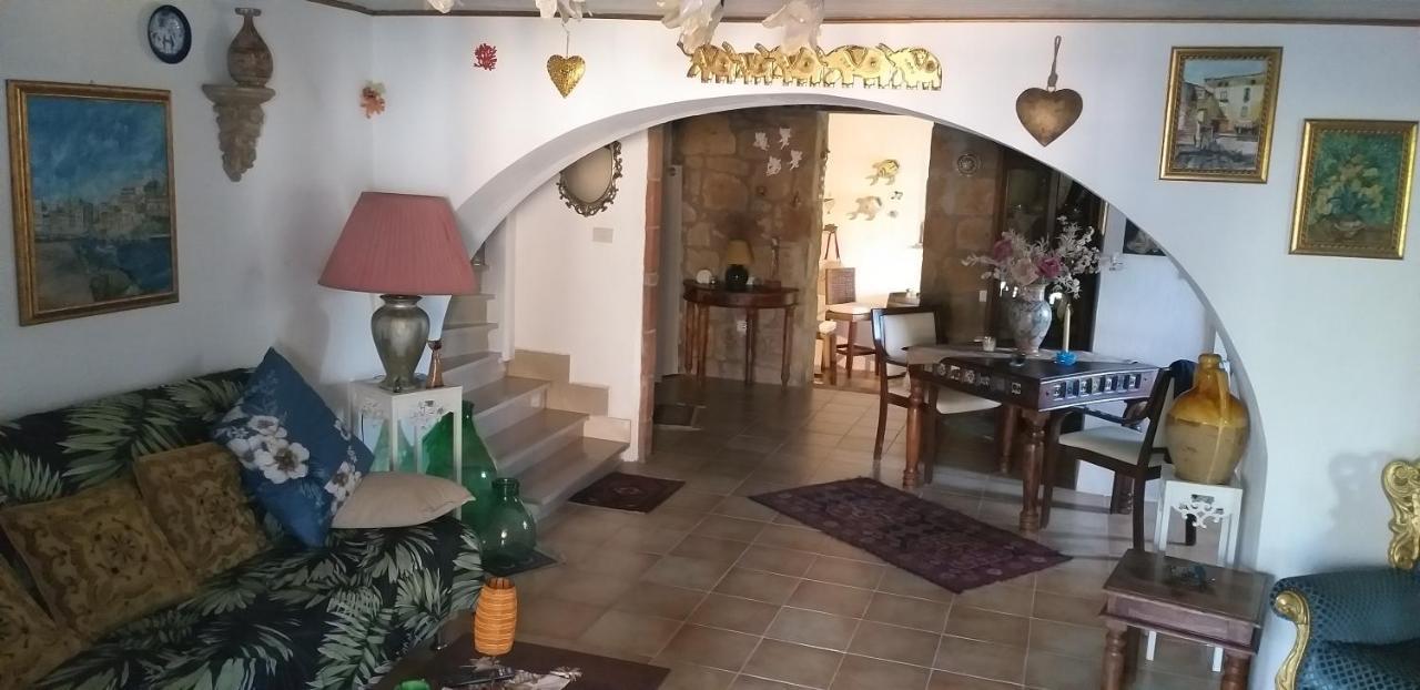 Bed and Breakfast La Cascina Della Grotta Di Tufo San Valentino  Екстер'єр фото