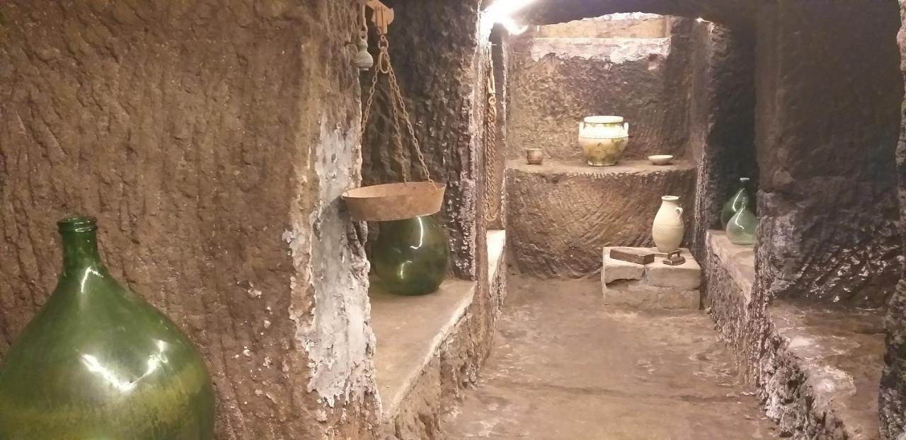 Bed and Breakfast La Cascina Della Grotta Di Tufo San Valentino  Екстер'єр фото